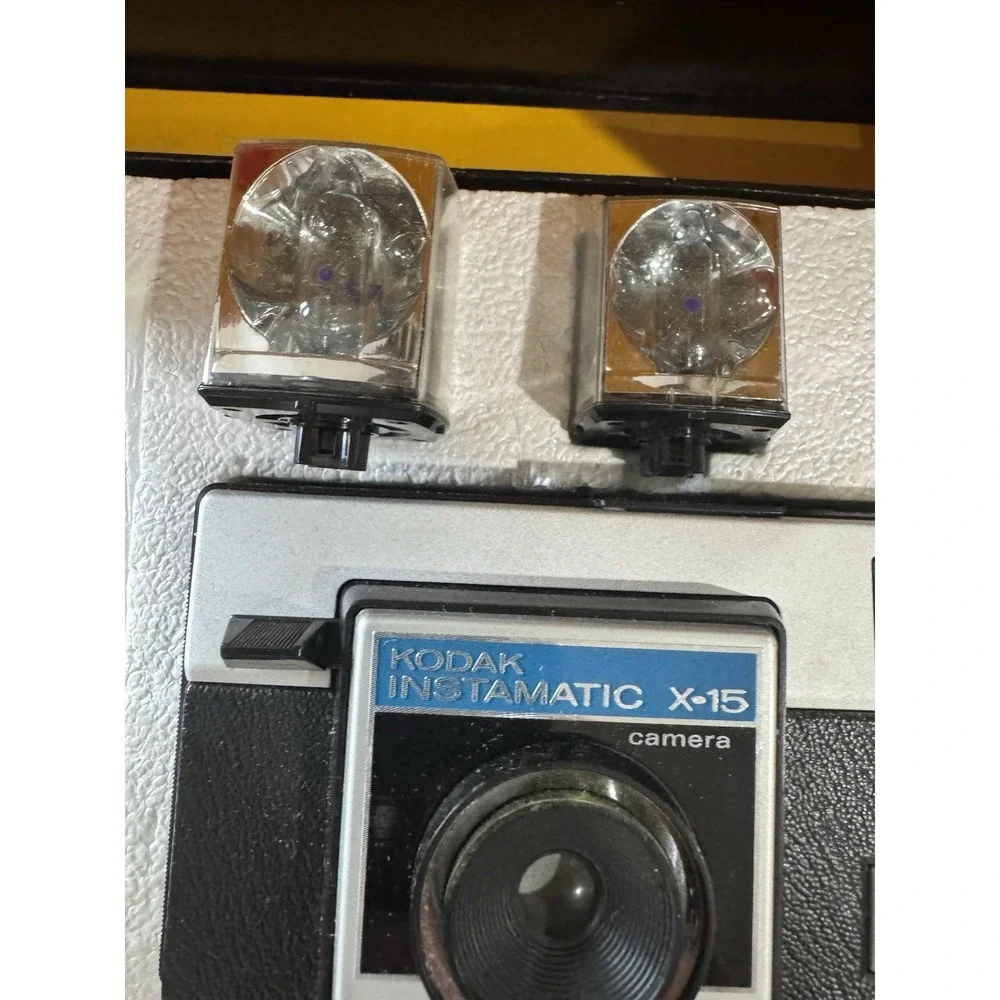 VINTAGE KODAK INSTAMATIC X-15 COLOR OUTFIT 126MM FILM CAMERA IN‎ BOX UNTESTED